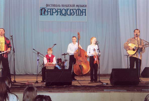 March 26, 2004. Playing at Paradigma folk fest. With Andrey Smolin on bass fiddle